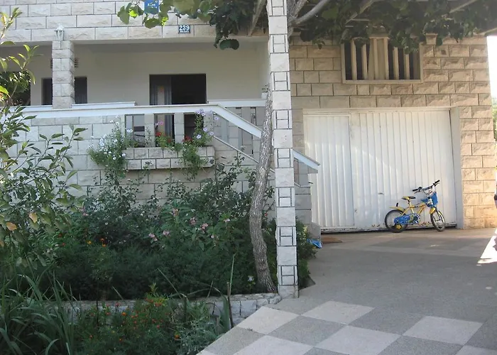 Jelincic Apartment Trogir